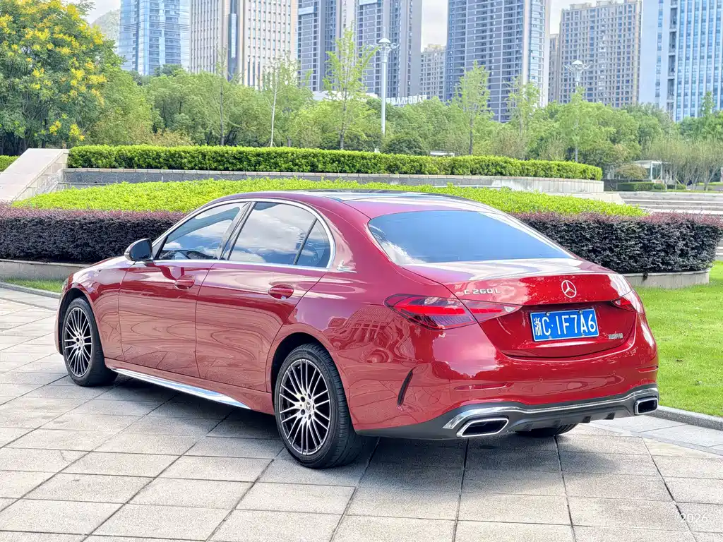 Mercedes-Benz C-Class — фото 17