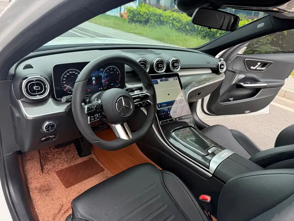 Mercedes-Benz C-Class — фото 10