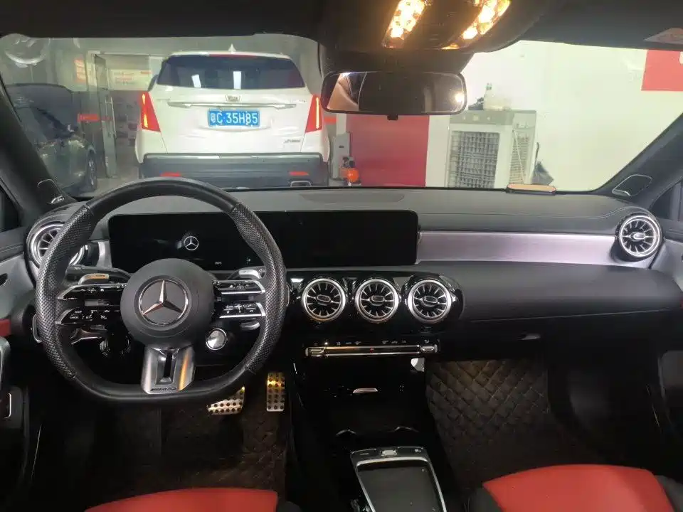 Mercedes-Benz A-Class AMG — фото 3