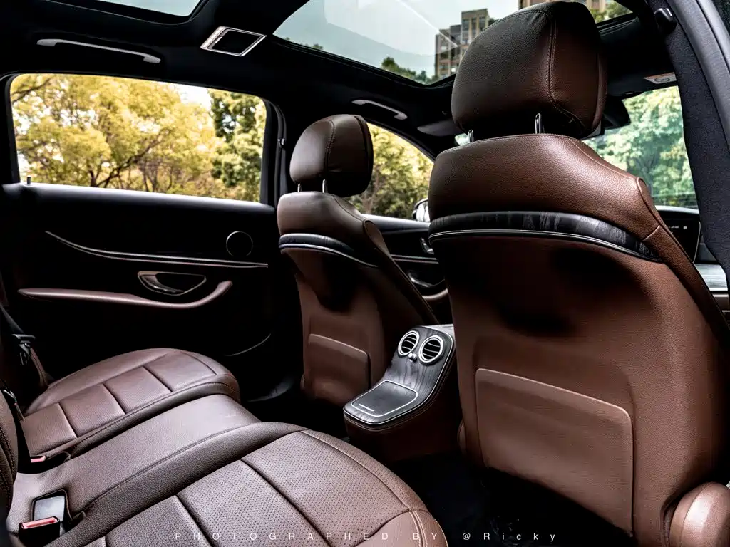 Mercedes-Benz E-Class — фото 10