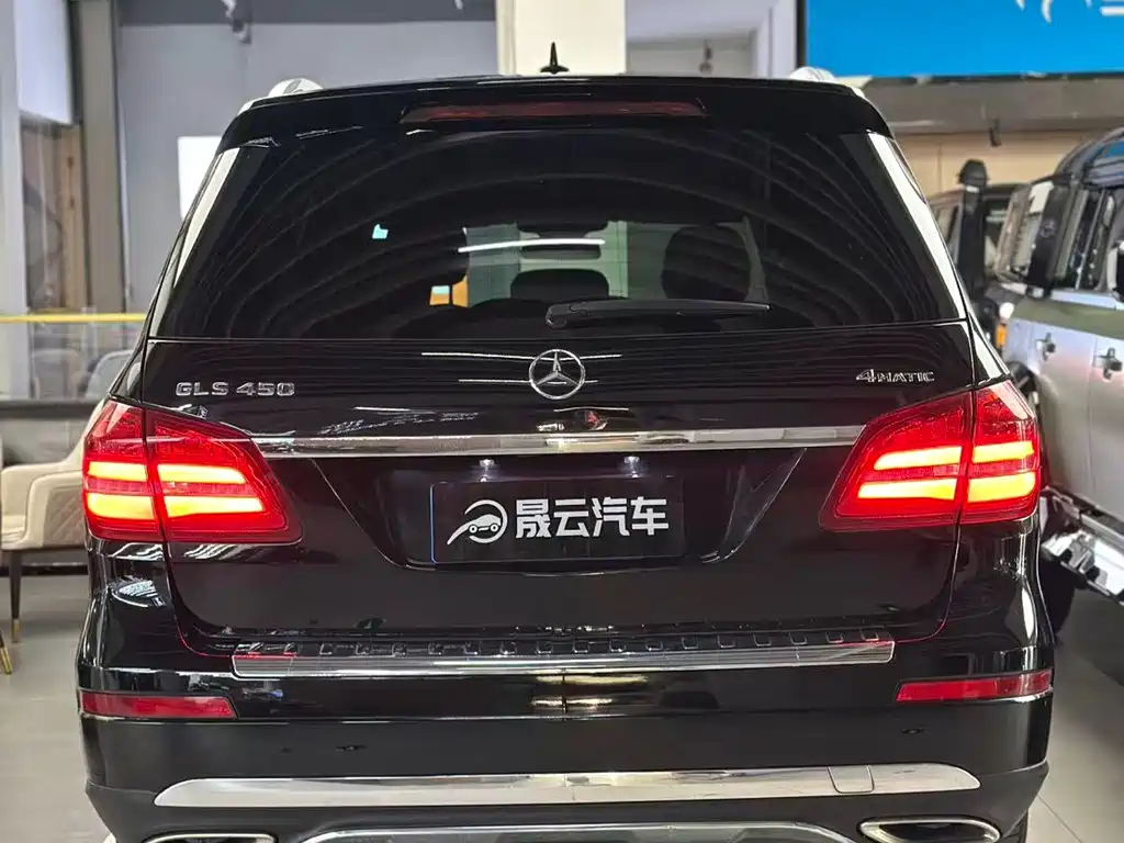Mercedes-Benz GLS — фото 8