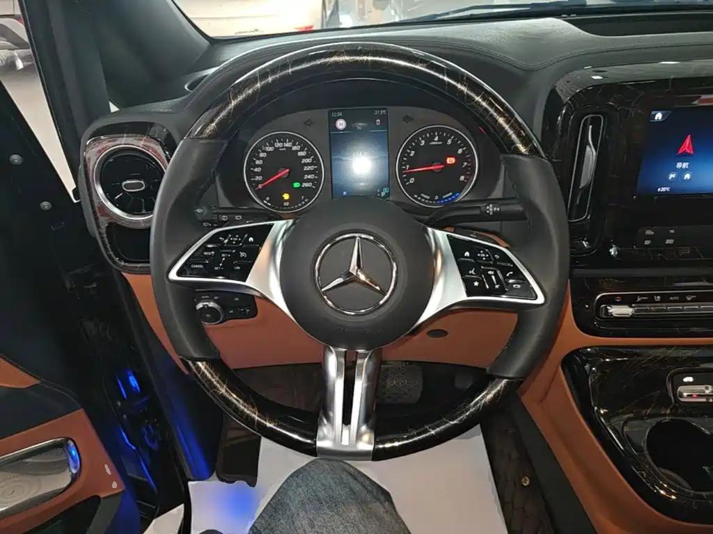 Mercedes-Benz Vito — фото 11