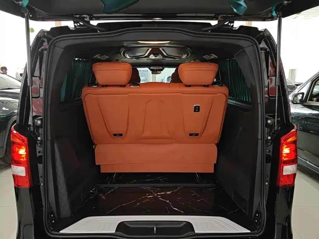 Mercedes-Benz Vito — фото 19