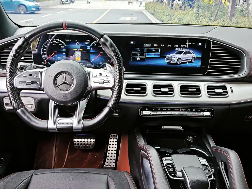 Mercedes-Benz GLE AMG — фото 9