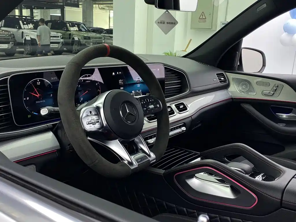 Mercedes-Benz GLE AMG — фото 31