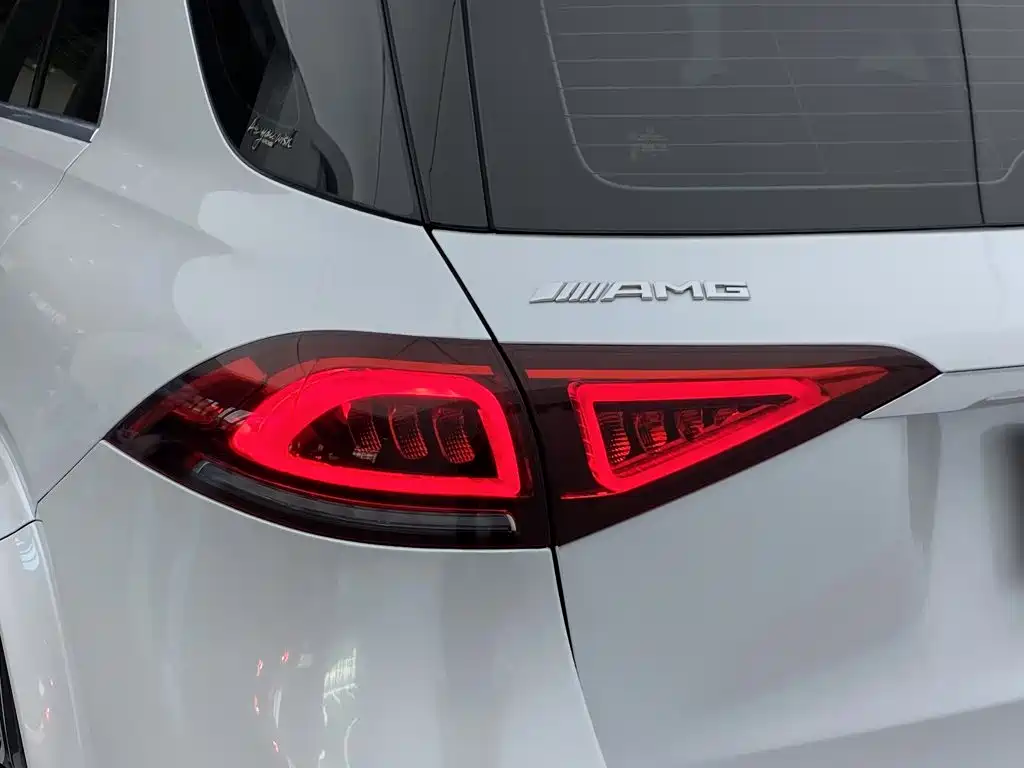 Mercedes-Benz GLE AMG — фото 7