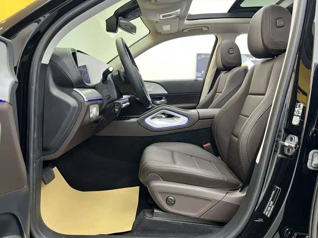 Mercedes-Benz GLE (Import) — фото 18