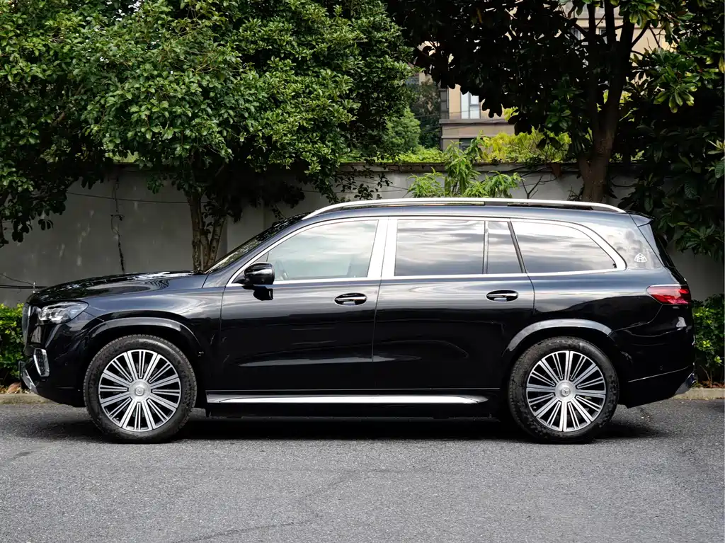 Mercedes-Benz GLS — фото 3