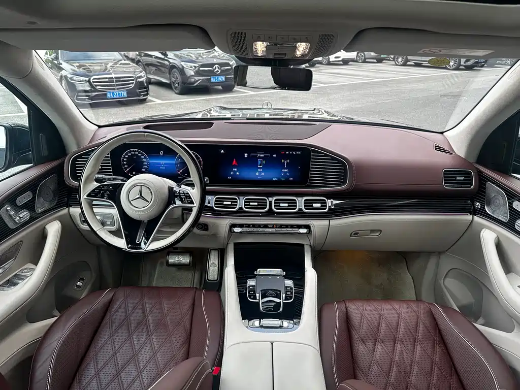 Mercedes-Benz GLS — фото 5
