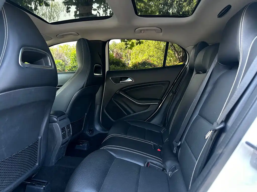 Mercedes-Benz GLA — фото 15