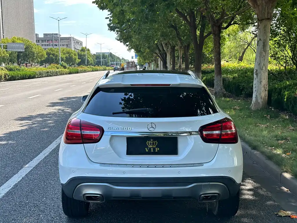 Mercedes-Benz GLA — фото 19