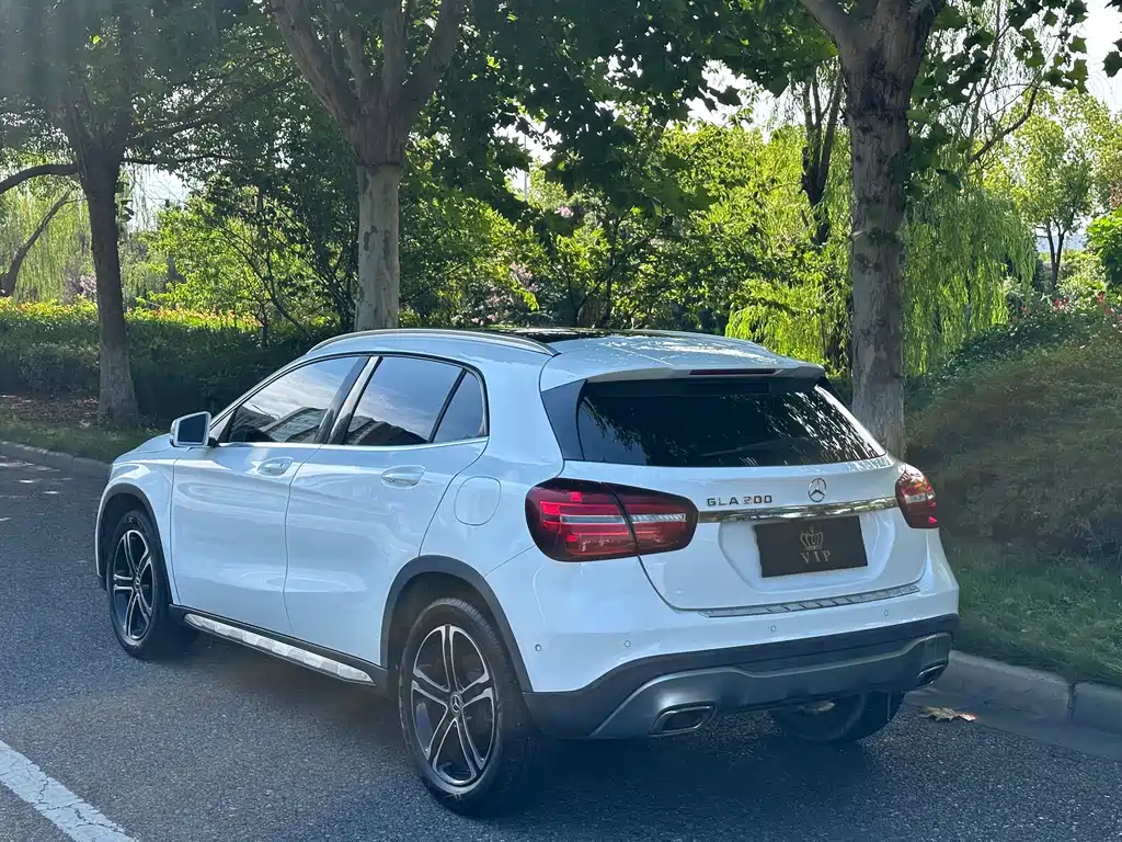 Mercedes-Benz GLA — фото 20