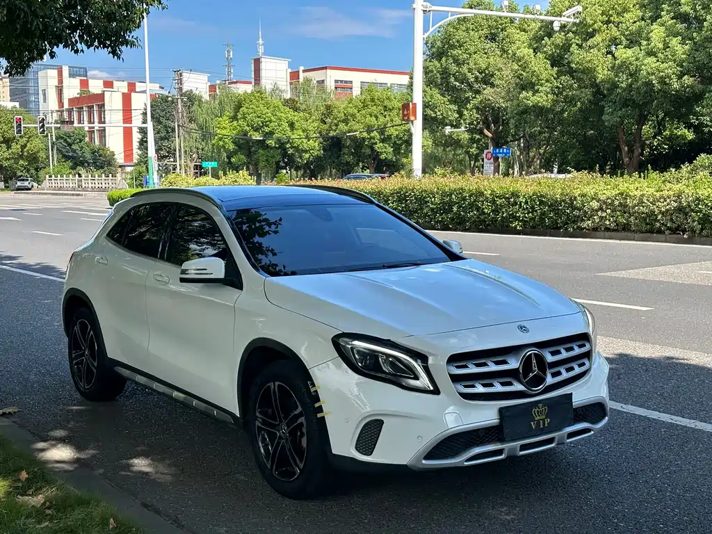 Mercedes-Benz GLA — фото 3