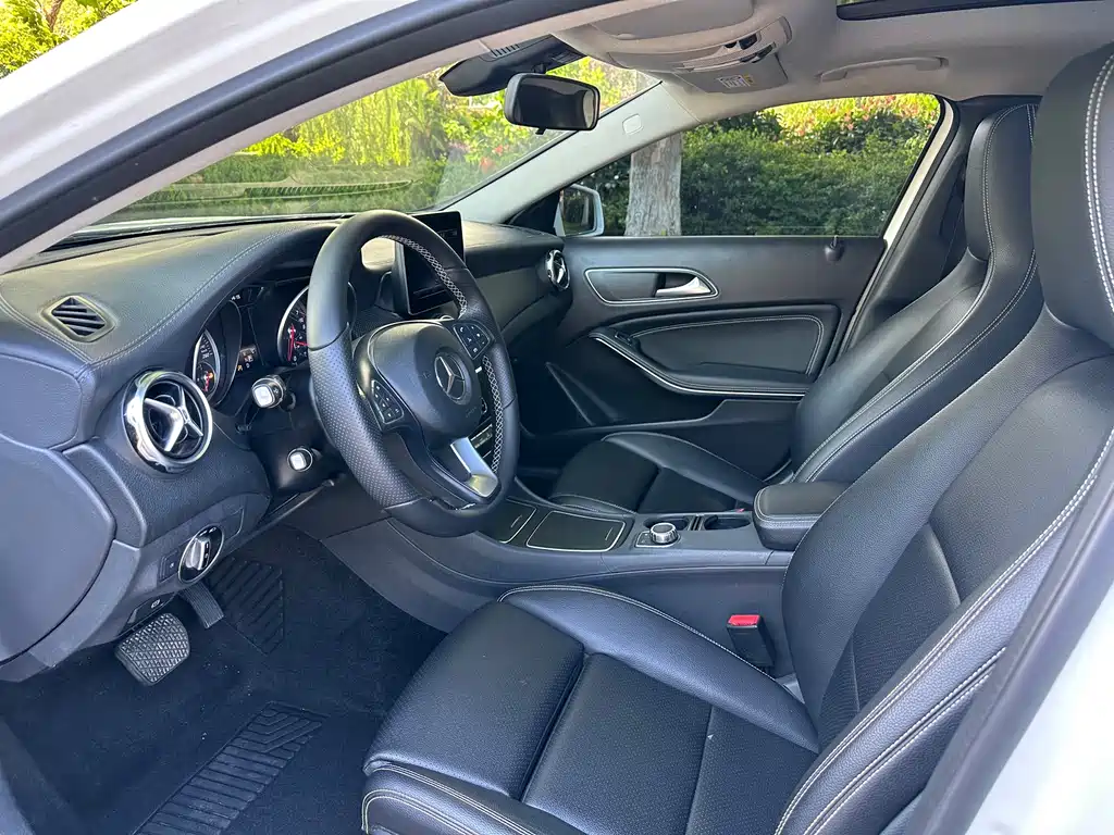 Mercedes-Benz GLA — фото 5