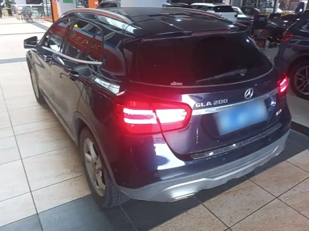 Mercedes-Benz GLA — фото 5