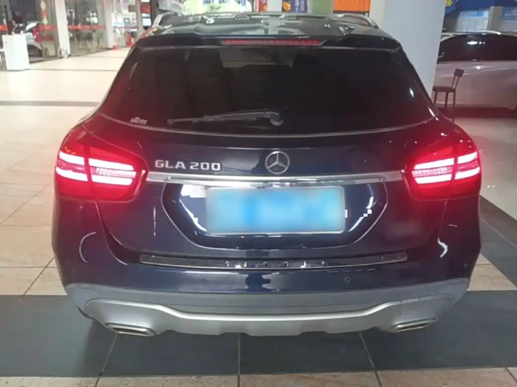 Mercedes-Benz GLA — фото 6