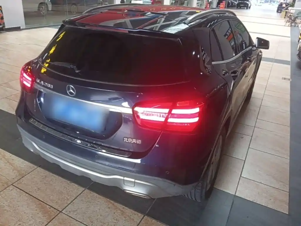 Mercedes-Benz GLA — фото 7