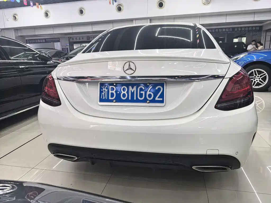 Mercedes-Benz C-Class — фото 14