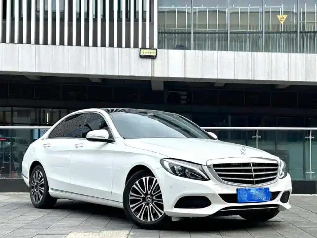 Mercedes-Benz C-Class — фото 2