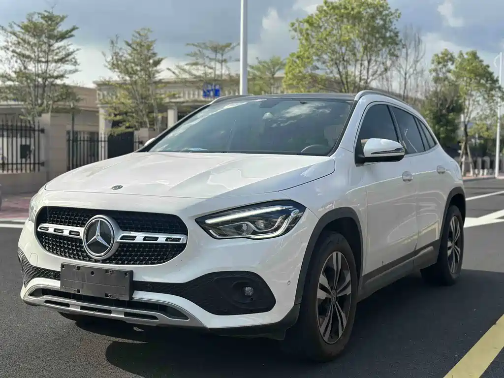 Mercedes-Benz GLA — фото 3