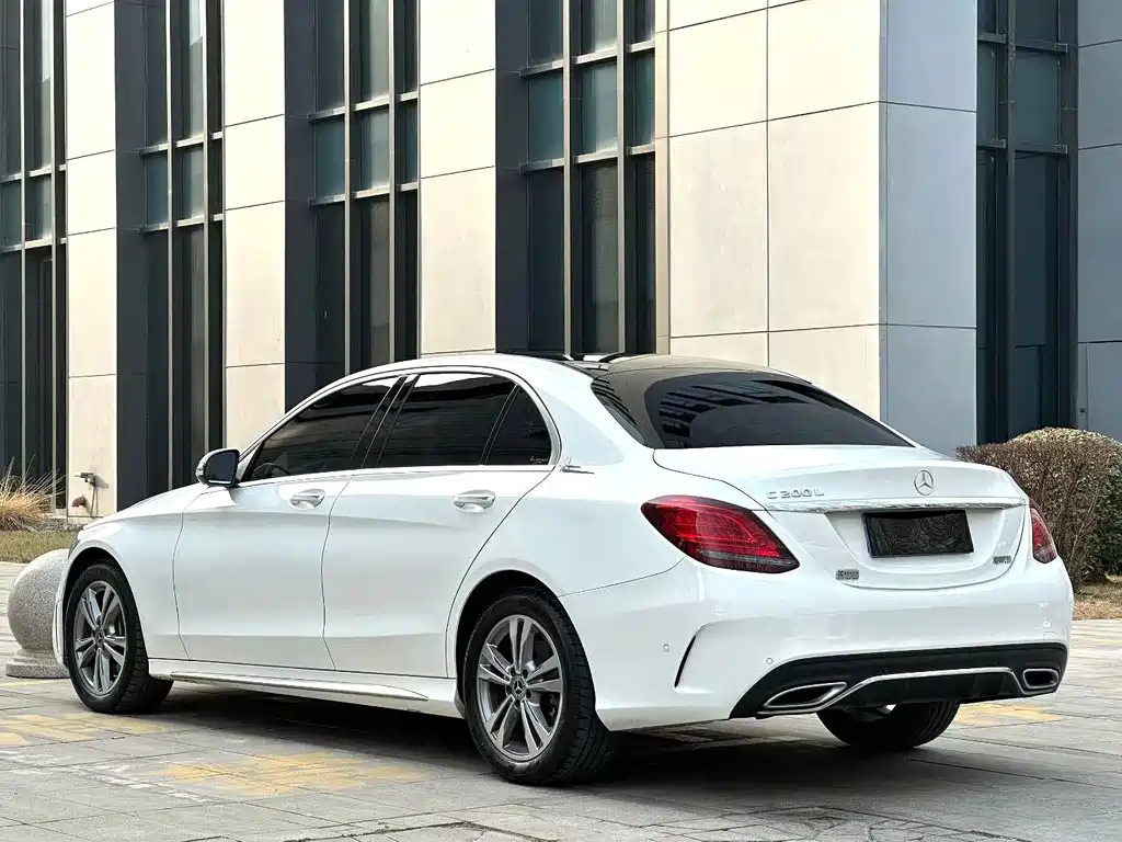 Mercedes-Benz C-Class — фото 9