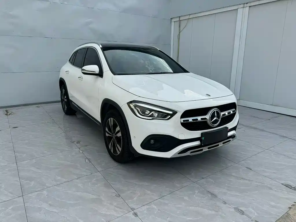 Mercedes-Benz GLA — фото 3