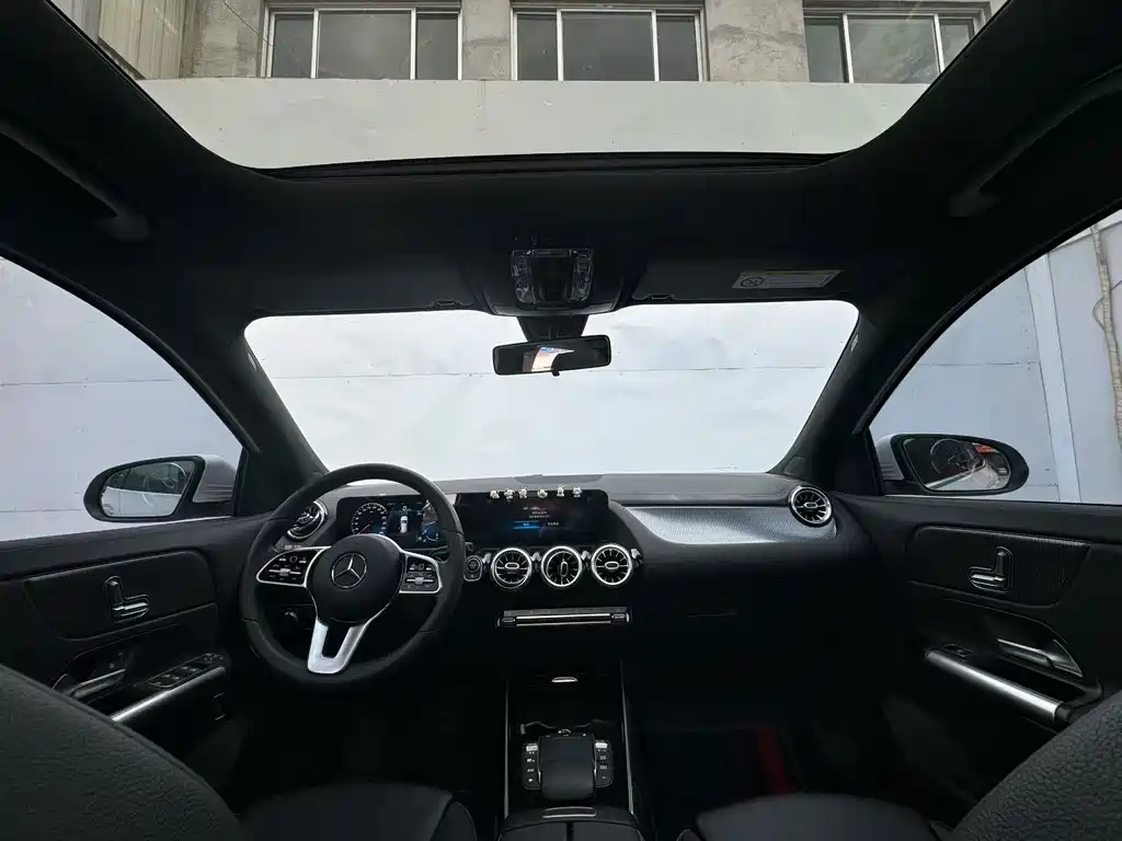 Mercedes-Benz GLA — фото 5