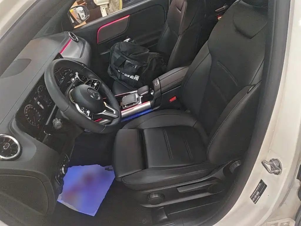 Mercedes-Benz GLA — фото 15