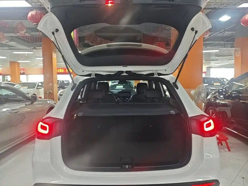 Mercedes-Benz GLA — фото 19