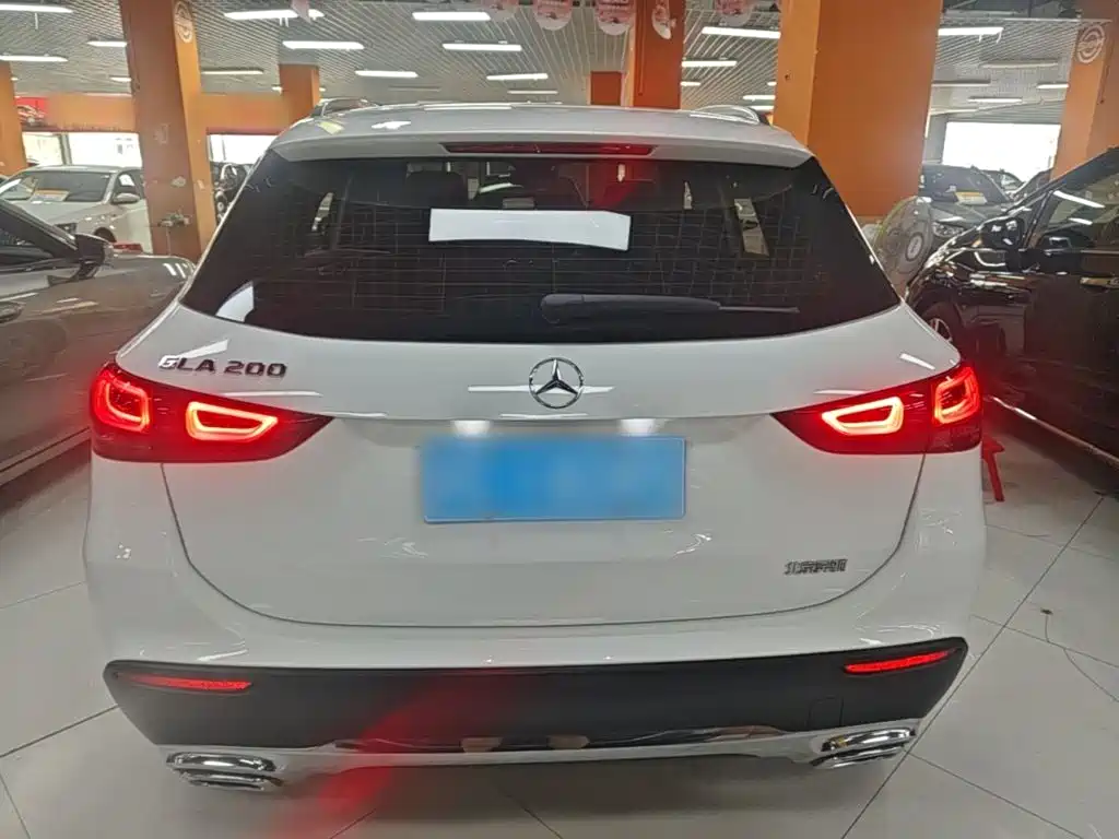 Mercedes-Benz GLA — фото 6
