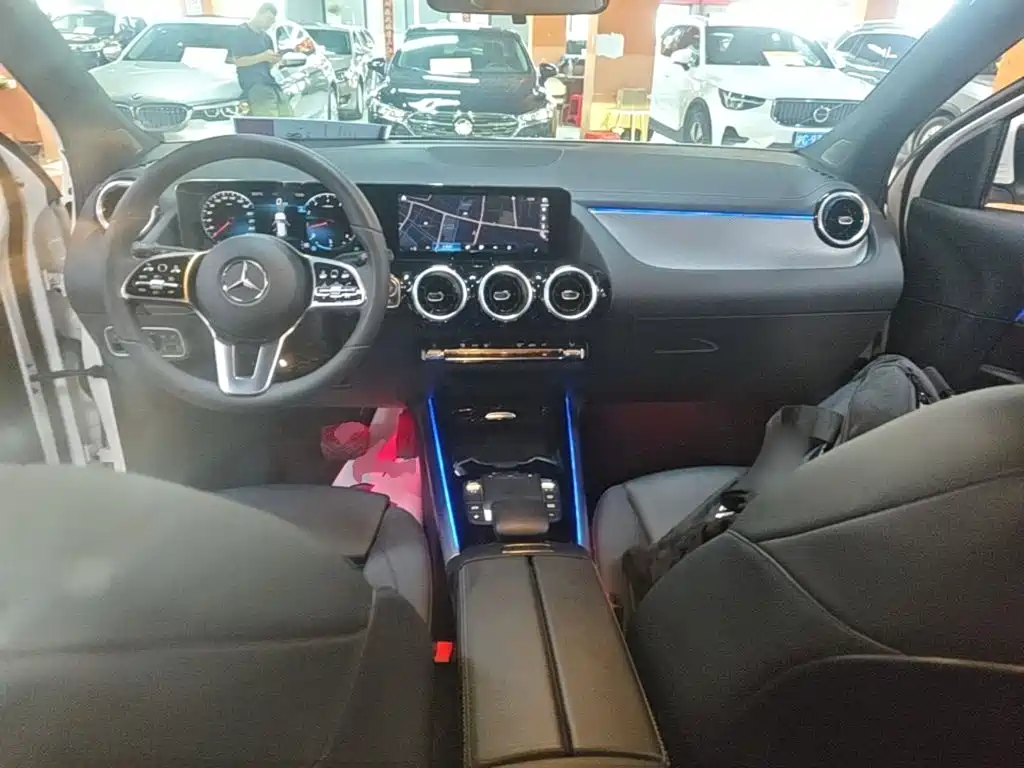Mercedes-Benz GLA — фото 10