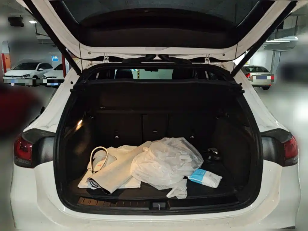 Mercedes-Benz GLA — фото 10