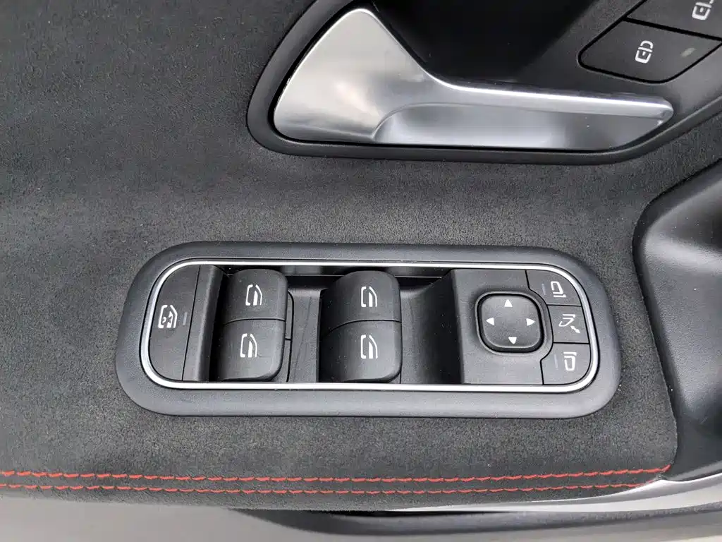 Mercedes-Benz CLA (Import) — фото 9
