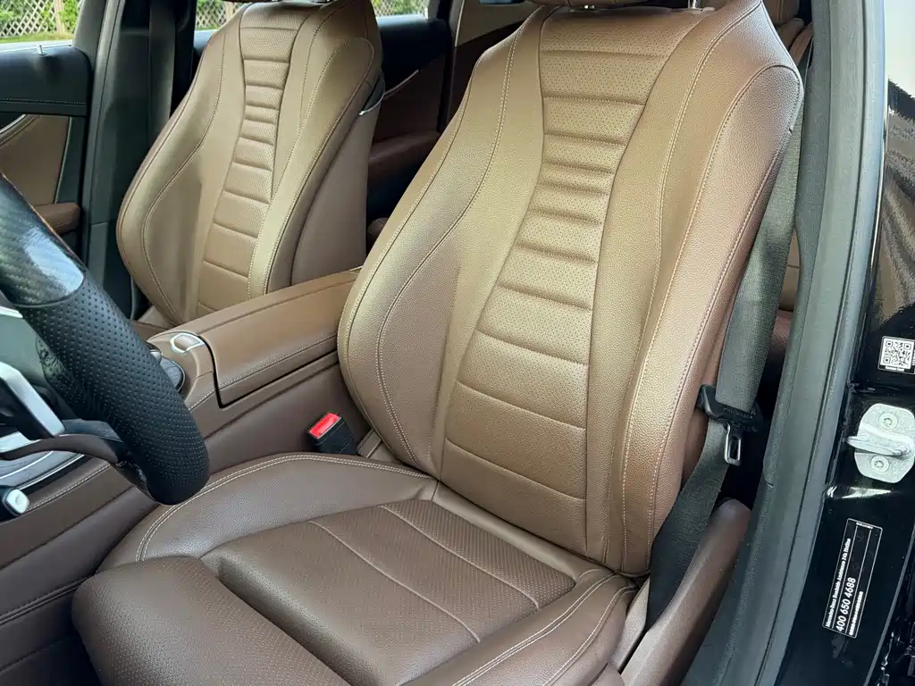 Mercedes-Benz E-Class — фото 7