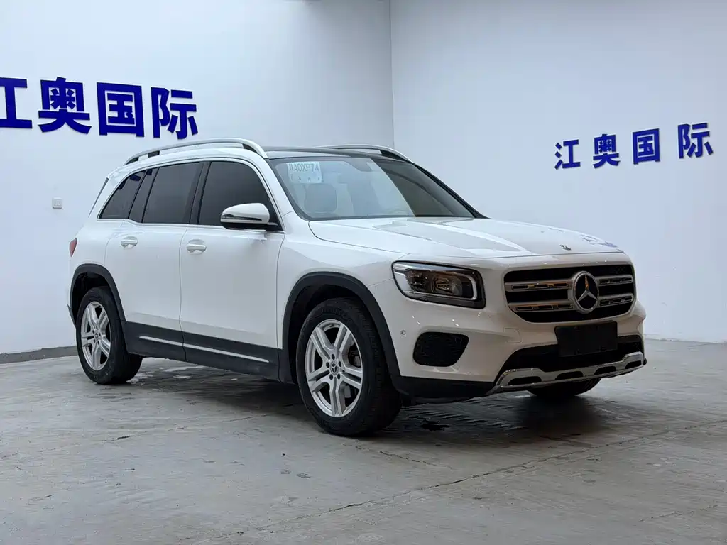 Mercedes-Benz GLB — фото 3