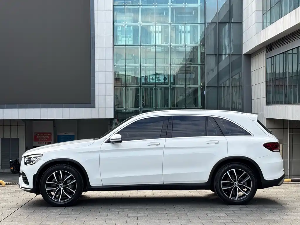 Mercedes-Benz GLC — фото 4