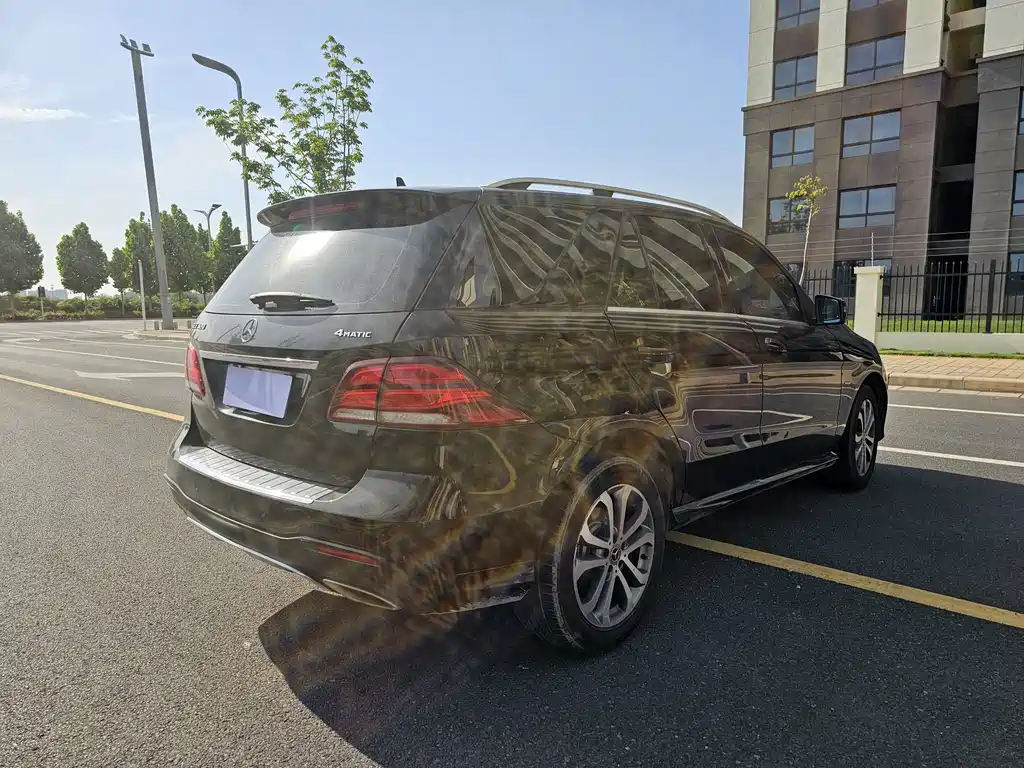 Mercedes-Benz GLE (Import) — фото 7