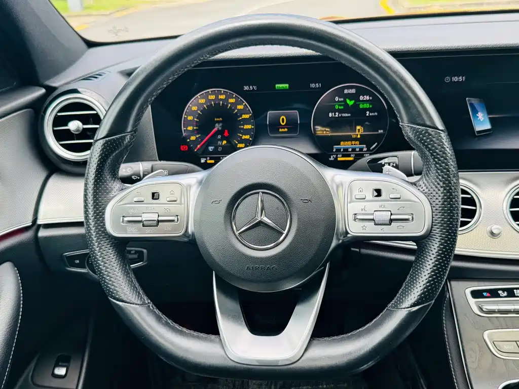 Mercedes-Benz E-Class (Import) — фото 9