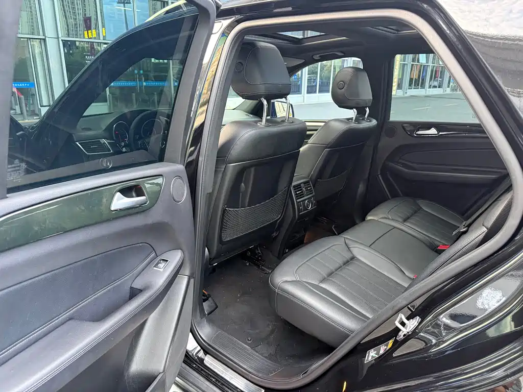 Mercedes-Benz GLE AMG — фото 11