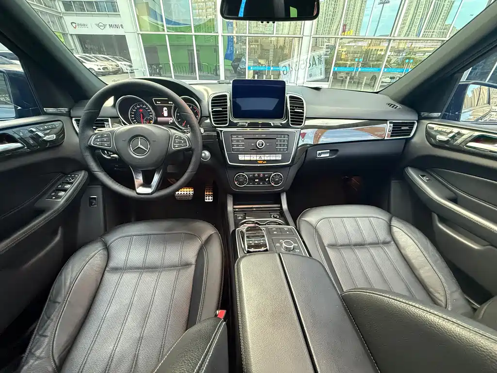 Mercedes-Benz GLE AMG — фото 13
