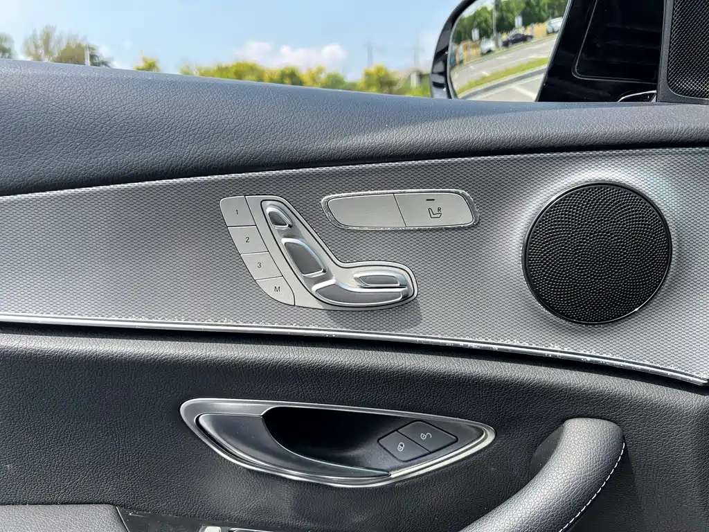Mercedes-Benz E-Class (Import) — фото 17