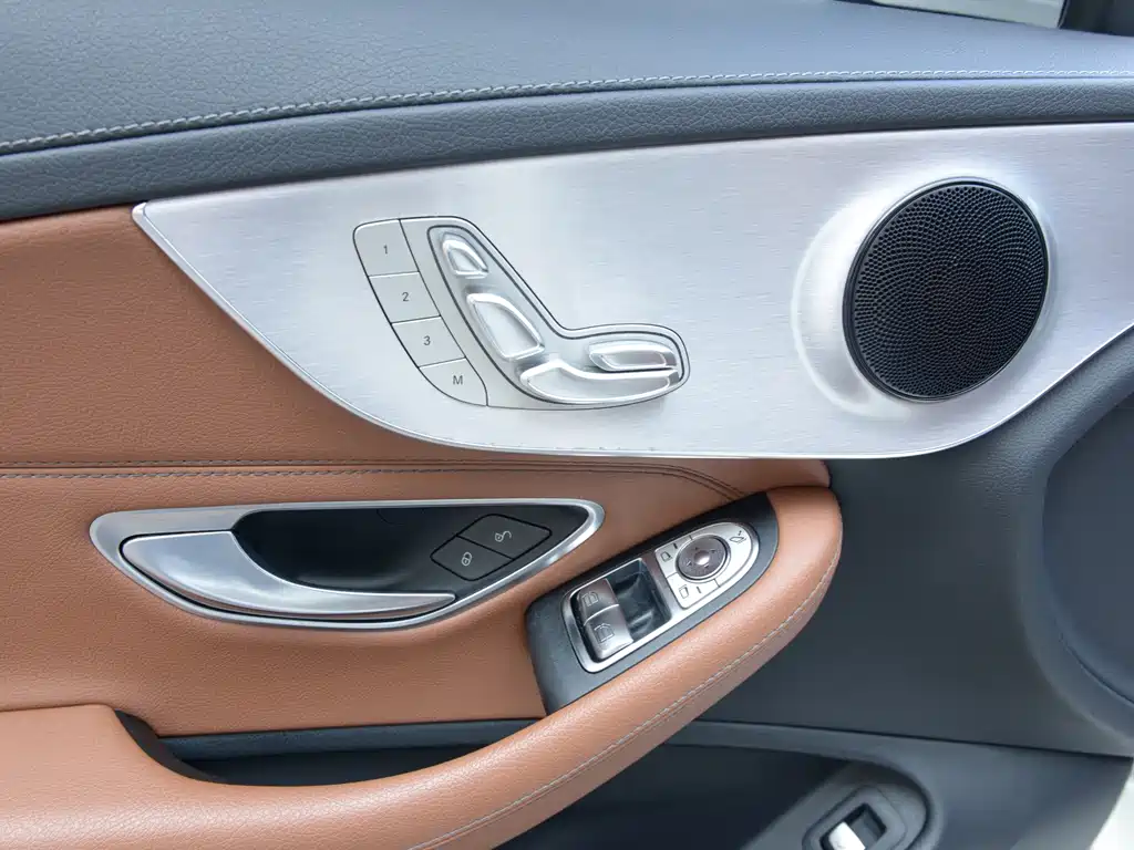 Mercedes-Benz C-Class (Import) — фото 17