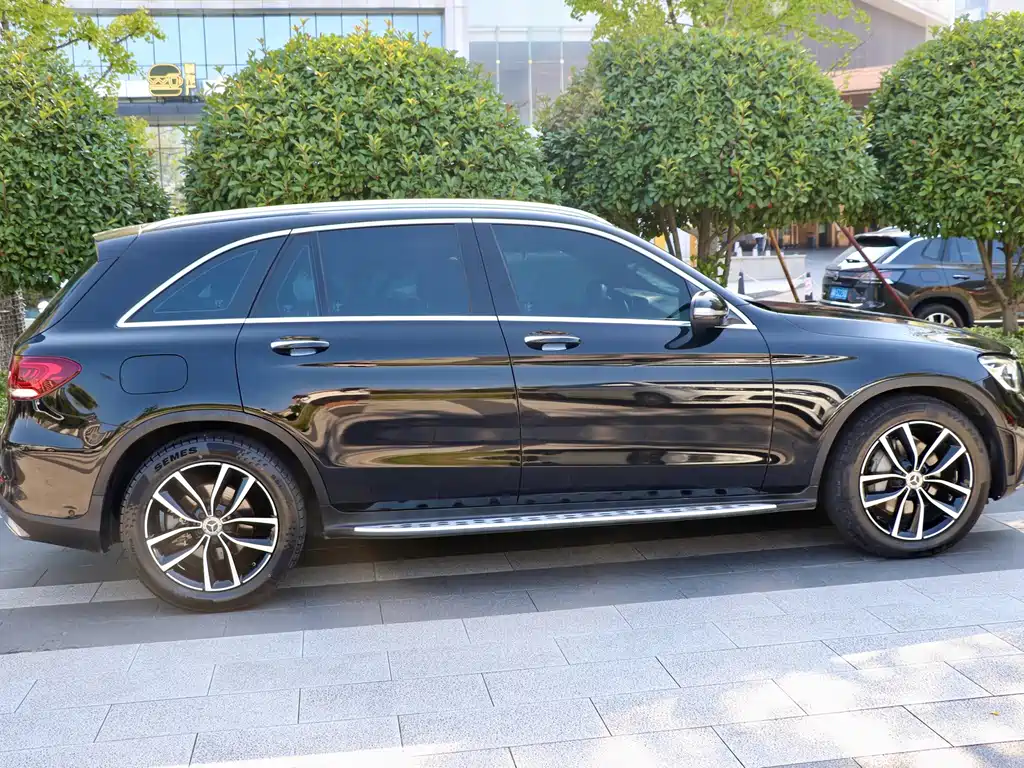 Mercedes-Benz GLC — фото 7
