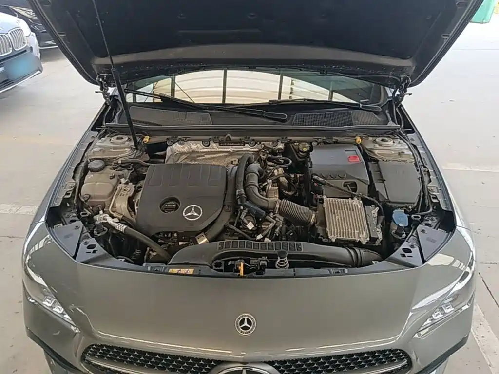 Mercedes-Benz CLA (Import) — фото 20
