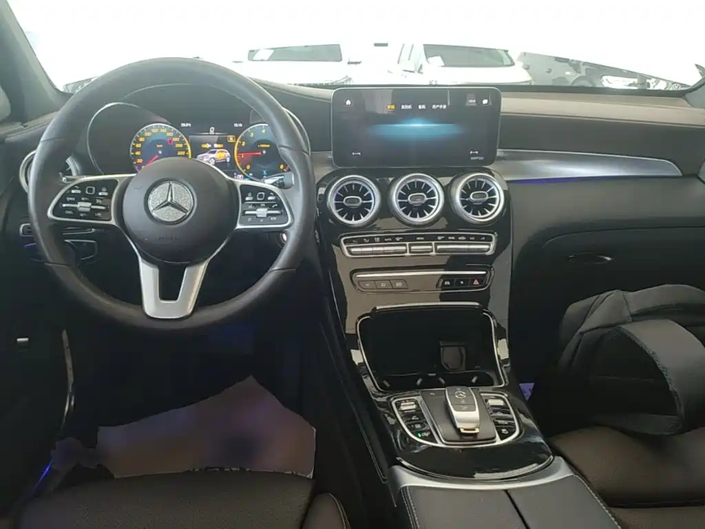 Mercedes-Benz GLC — фото 10