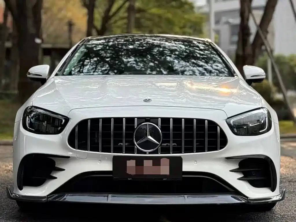 Mercedes-Benz E-Class (Import) — фото 3