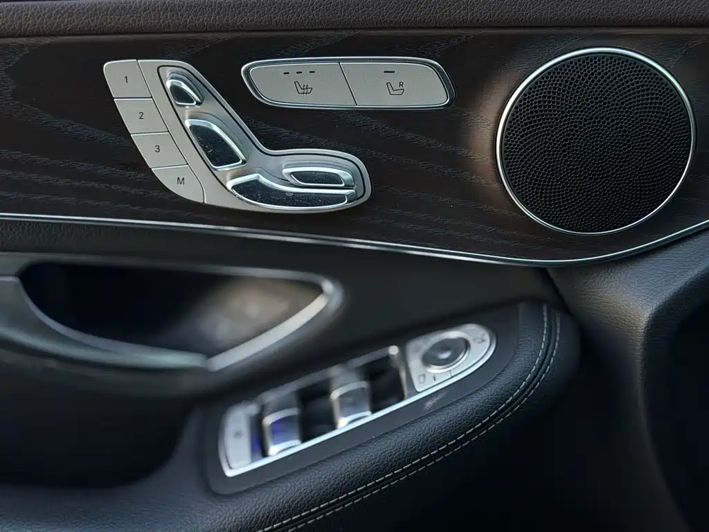 Mercedes-Benz GLC — фото 15