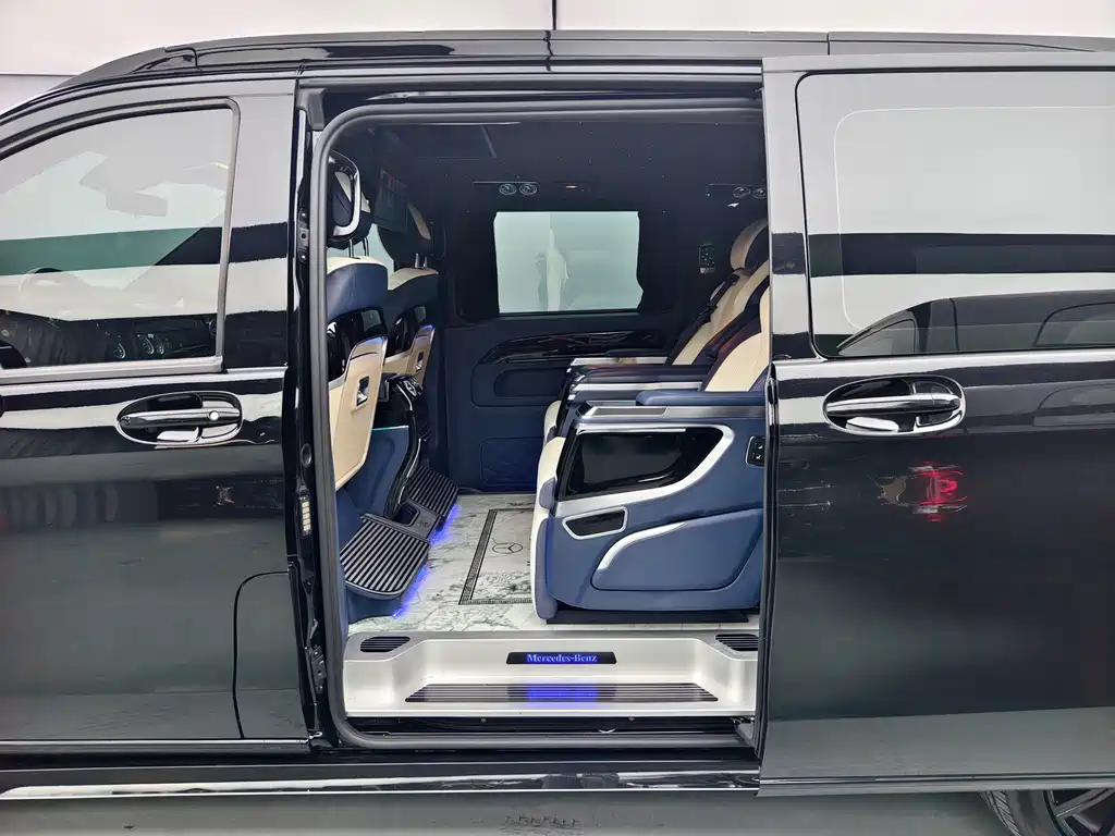 Mercedes-Benz Vito — фото 14