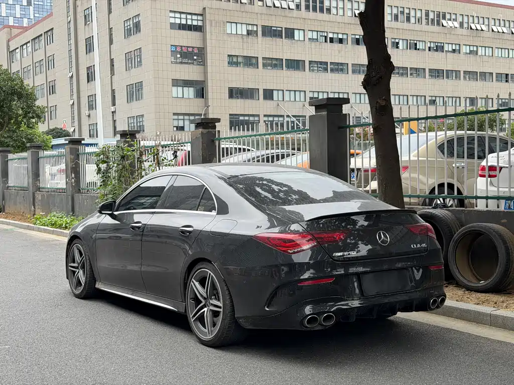 Mercedes-Benz CLA AMG — фото 4