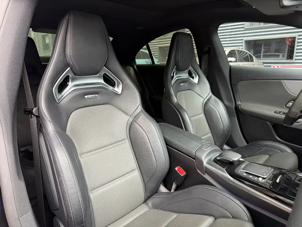 Mercedes-Benz CLA AMG — фото 7